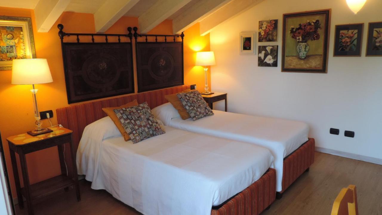 La Collina Since 2008 No Smoking B&B Varese Dış mekan fotoğraf