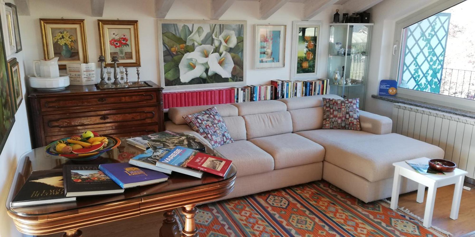 La Collina Since 2008 No Smoking B&B Varese Dış mekan fotoğraf