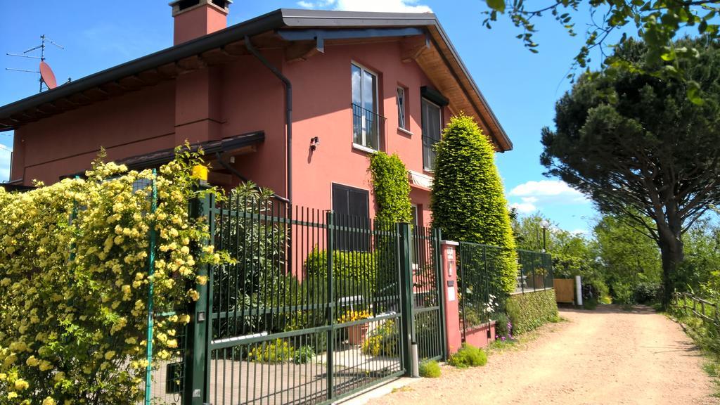 La Collina Since 2008 No Smoking B&B Varese Dış mekan fotoğraf